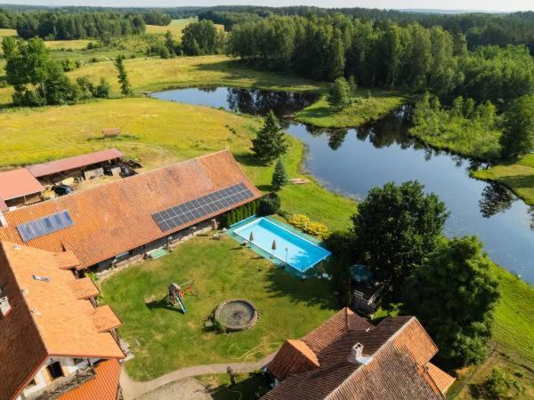 Agroturystyka "Dworek U Pelcow" Ryn  Exterior foto